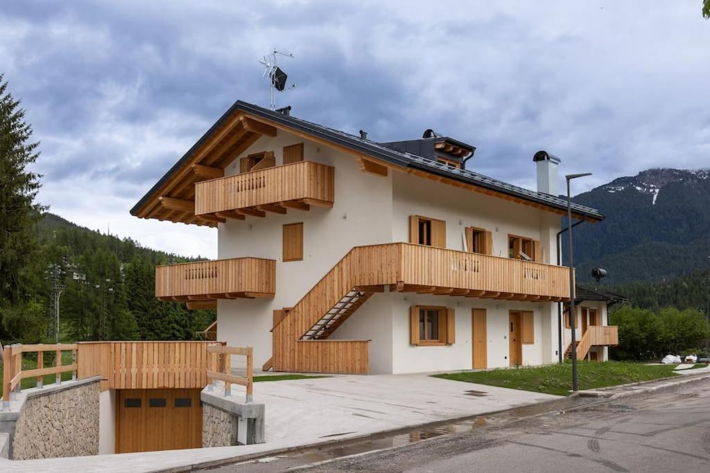 Incantevole Appar Chalet Nuovo Borca di Cadore Exterior foto